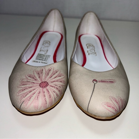 Goby Beige Pink Floral Faux Leather Slip On Ballerina Ballet Flats - Picture 3 of 12